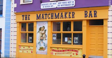 Machtmaking Bar