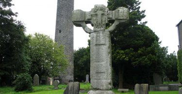 Kells Hochkreuz und Rundturm
