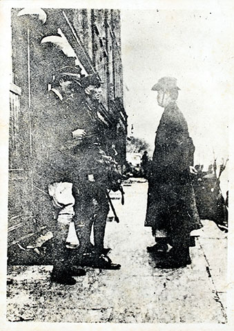 Padraig Pearse ergibt sich