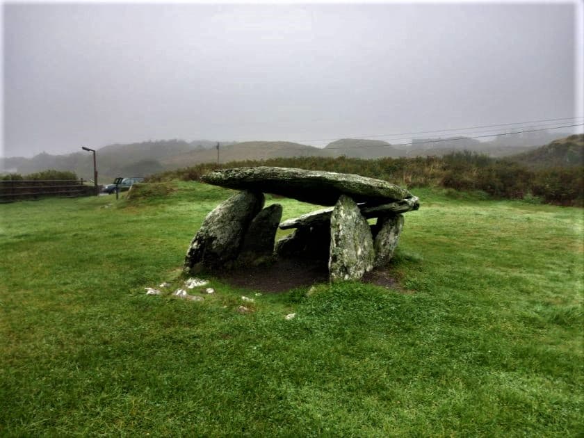 Altar Wedge Tomb Schull