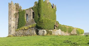 Ballycarbery Castle